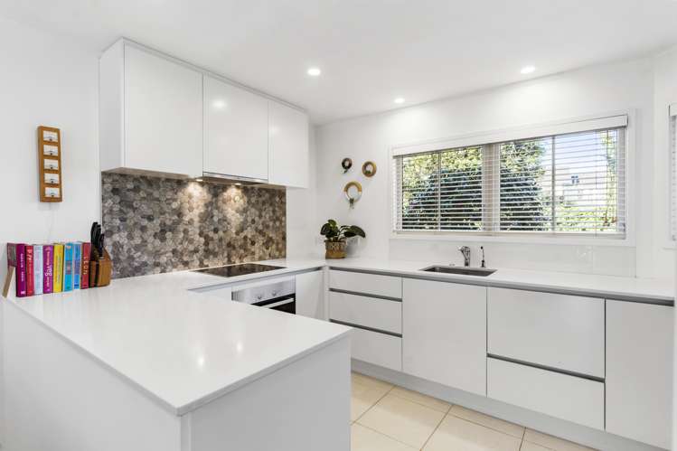 2/107 Orakei Road Remuera_8
