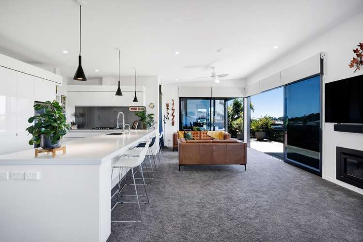 15 Links Drive Bell Block_14