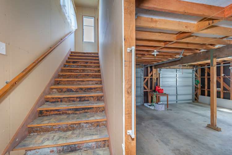 5 Ngatiawa Street Himatangi Beach_14