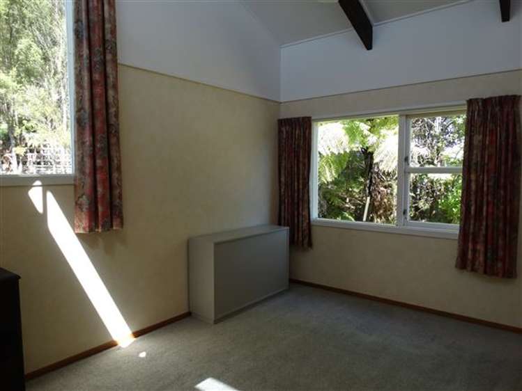 53 Holland Street Wainuiomata_11
