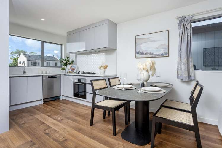 32B Gulf View Road Murrays Bay_8