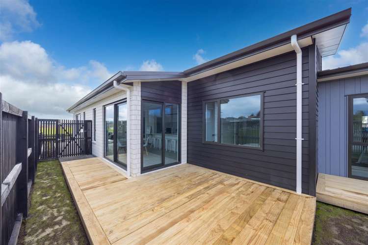 11 Earp Crescent Chartwell_26