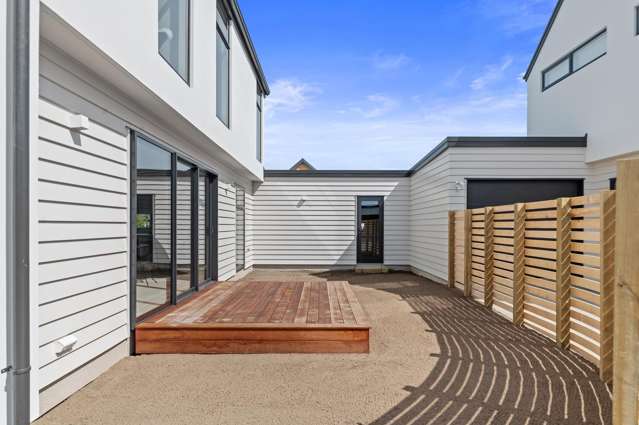 5/30 George Street Rolleston_4