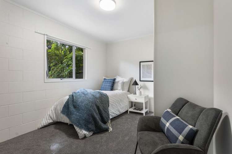 2/218 East Coast Road Forrest Hill_11