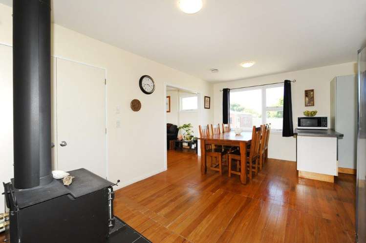 39 Dunstan Crescent Hornby_6