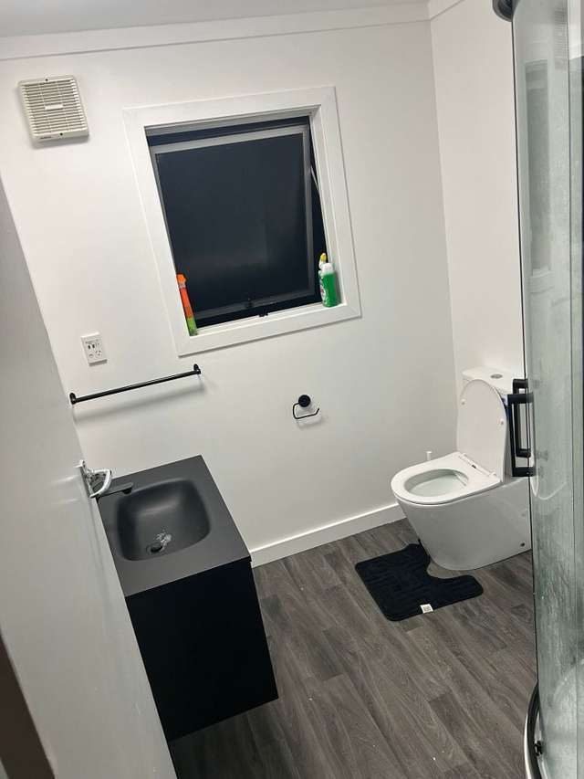 2 bedroom unit