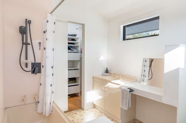 21 Waiparemo Crescent Pukawa_14