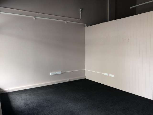 Shop/7/53 Egmont Street New Plymouth_4