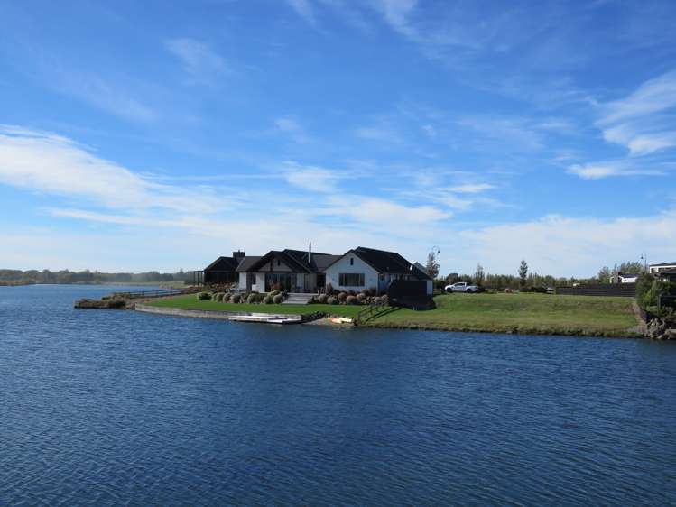 19 Waterton Point Huntingdon_12