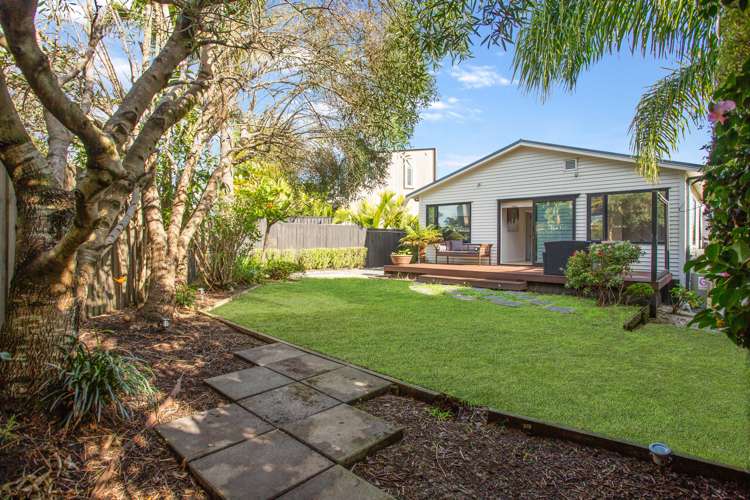 1f Eversleigh Road Belmont_8