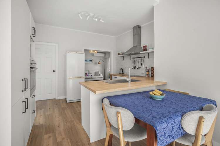 23 Emerson Street Petone_9
