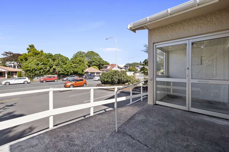 144 Powderham Street New Plymouth Central_16