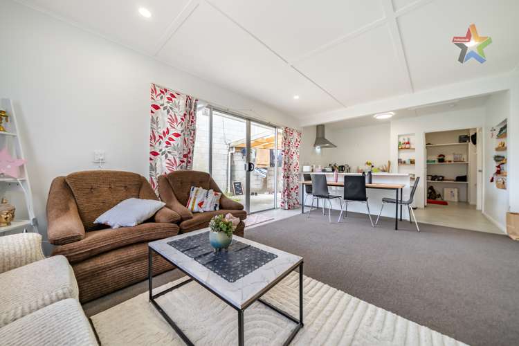 11b Foster Street Taita_8