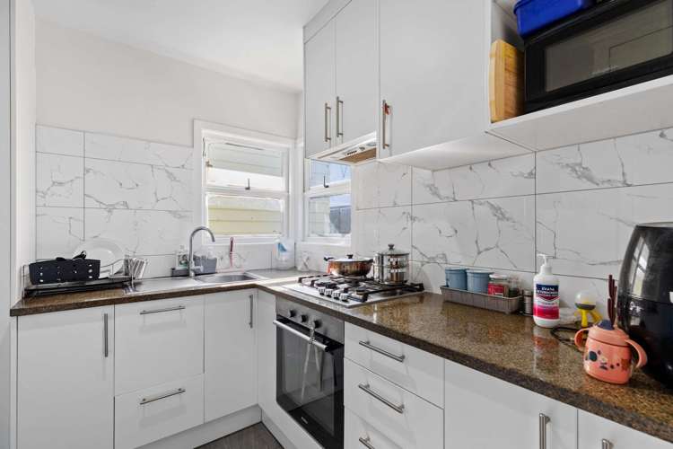 16 Beaumonts Way Manurewa_7