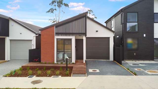 22 Paretao Street Massey_1