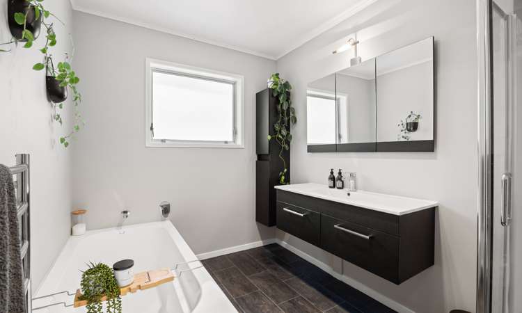 23 Chequers Avenue Chartwell_16