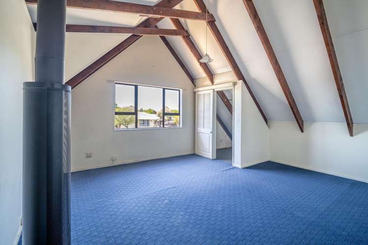 247 Flaxmere Avenue_3