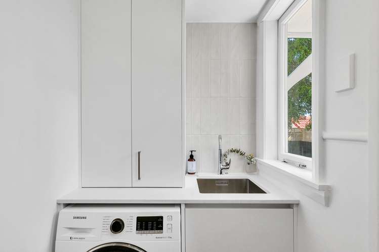 1113 New North Road Mount Albert_11