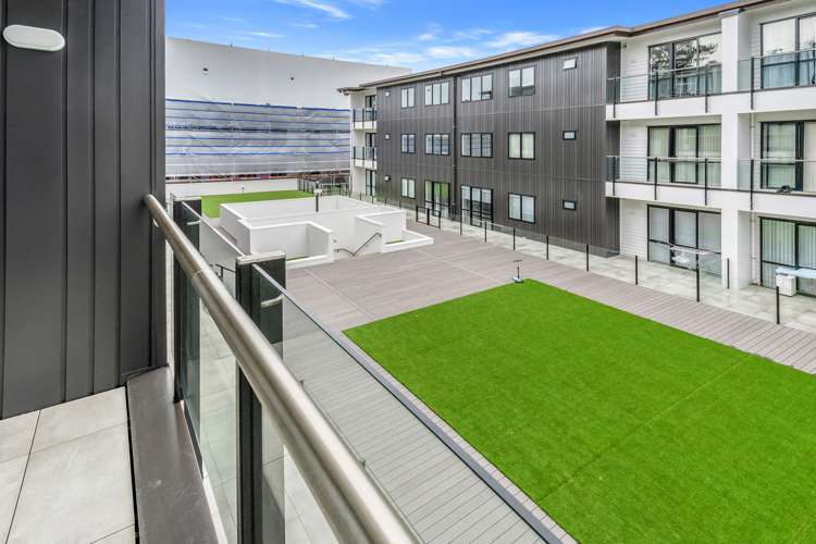 15/11 Carlos Drive Flat Bush_5