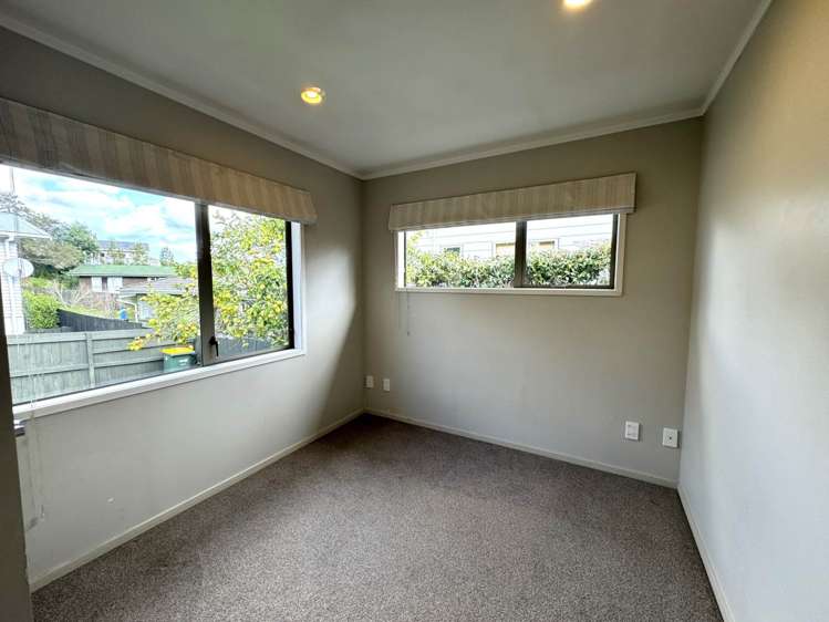 5 Scotstoun Place Glen Eden_6