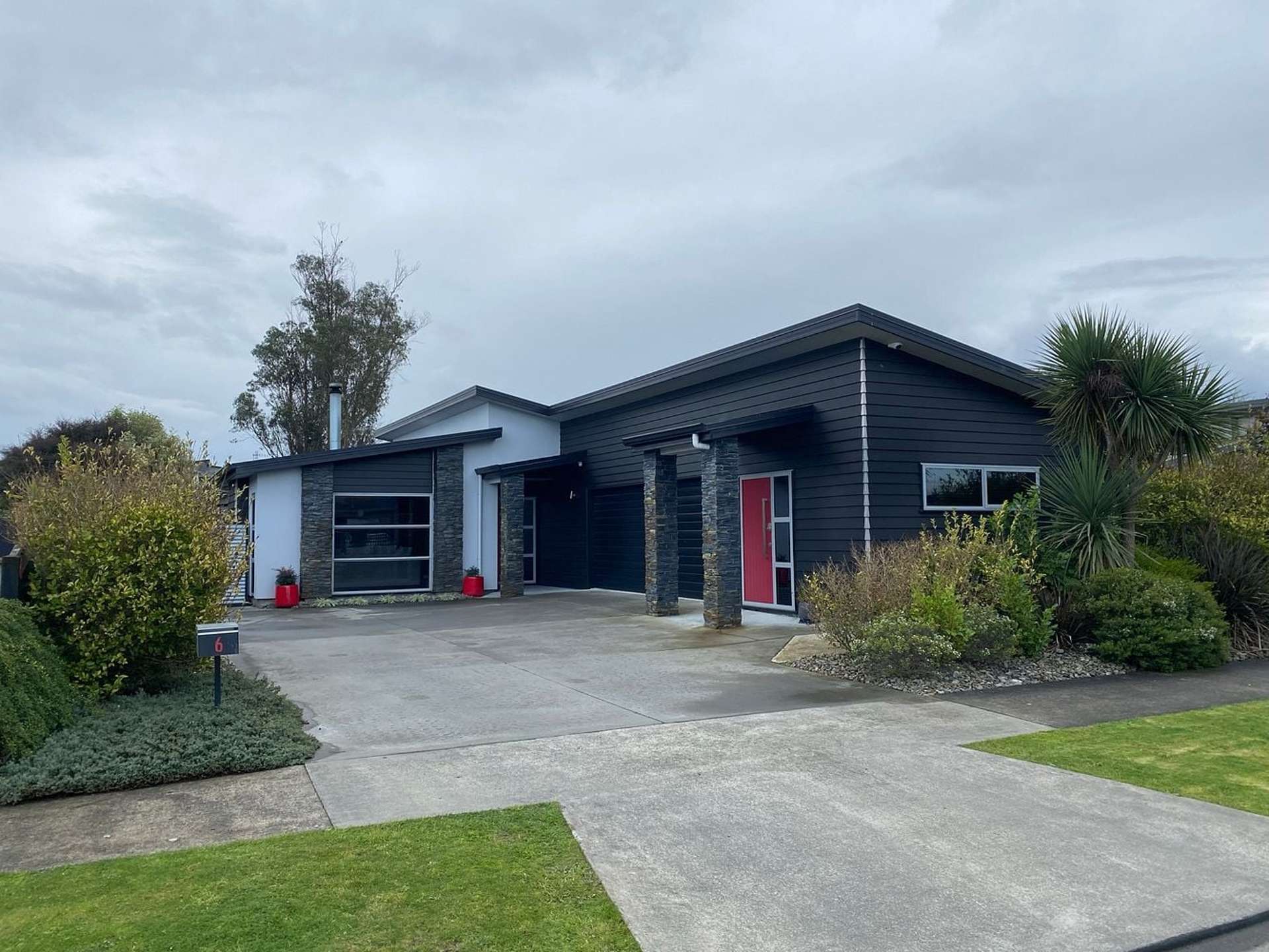 6 Chestnut Close Kelvin Grove_0