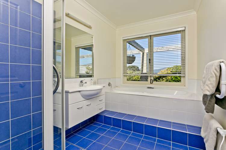 33 Lax Crescent Leigh_18