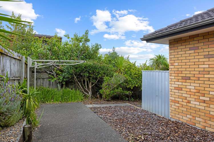 12 Jelas Road Red Beach_16