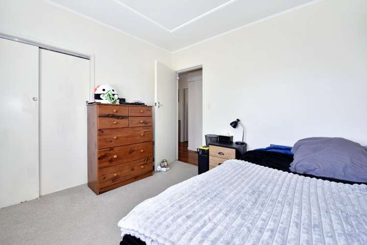 2/46 Fergusson Street Stoke_15