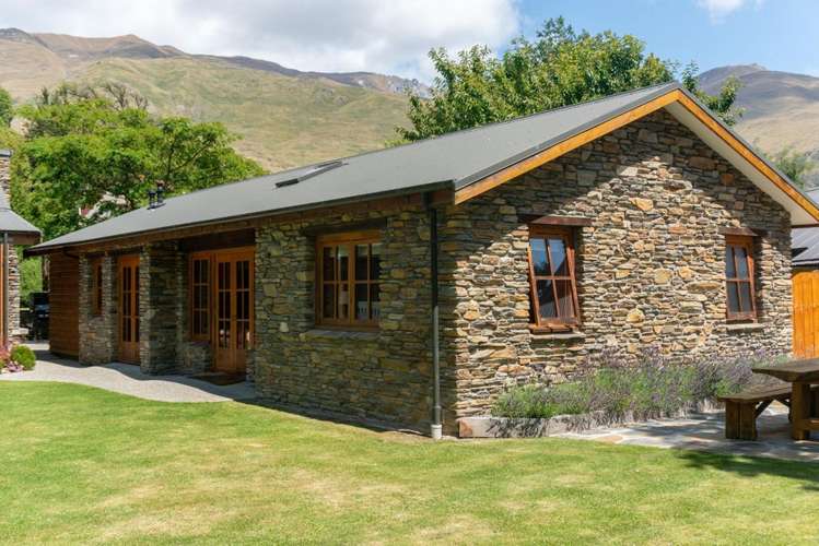 1 Homestead Close Wanaka_12