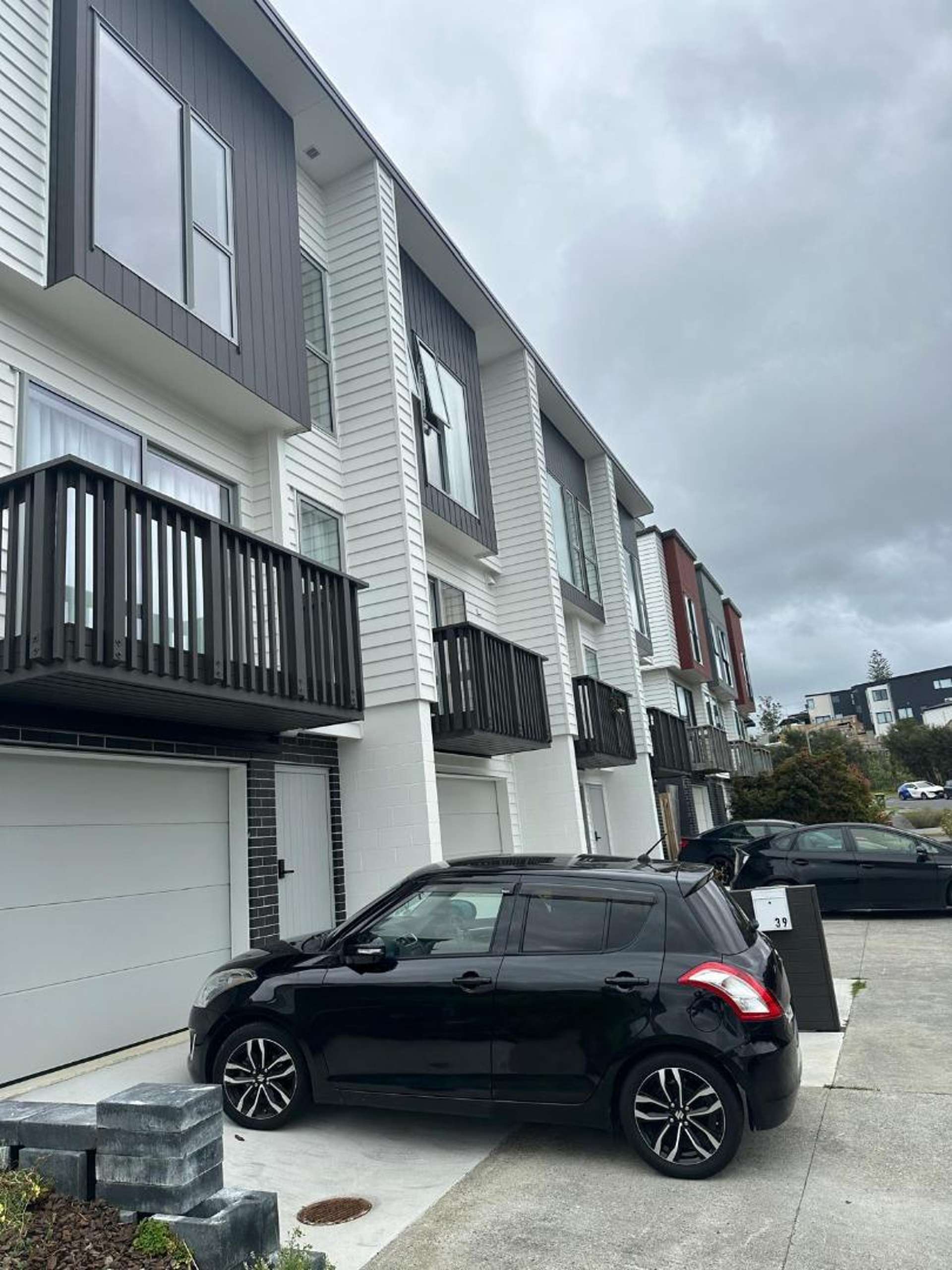 39 Lawson Creek Street 11410_0