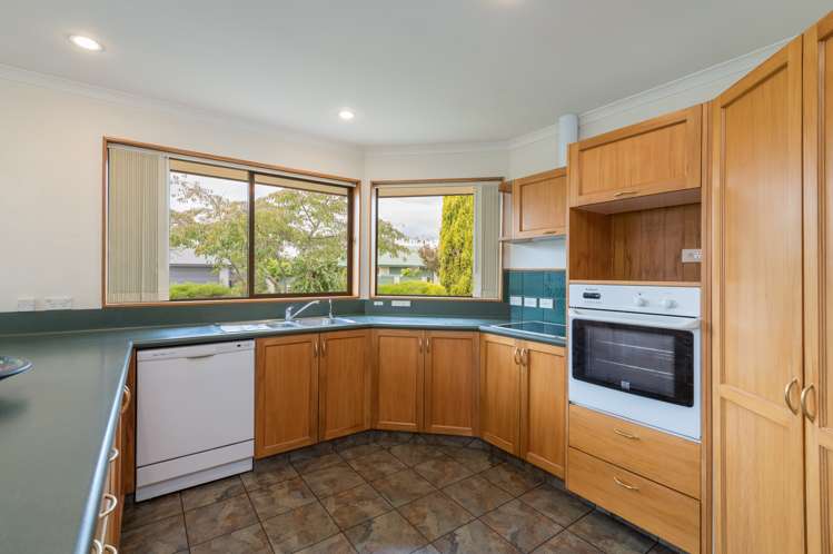 39 Malthouse Crescent Brightwater_11
