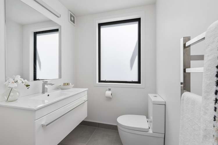 79b Herald Street Berhampore_11