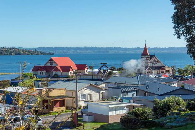 19b Lake Road Ohinemutu_3