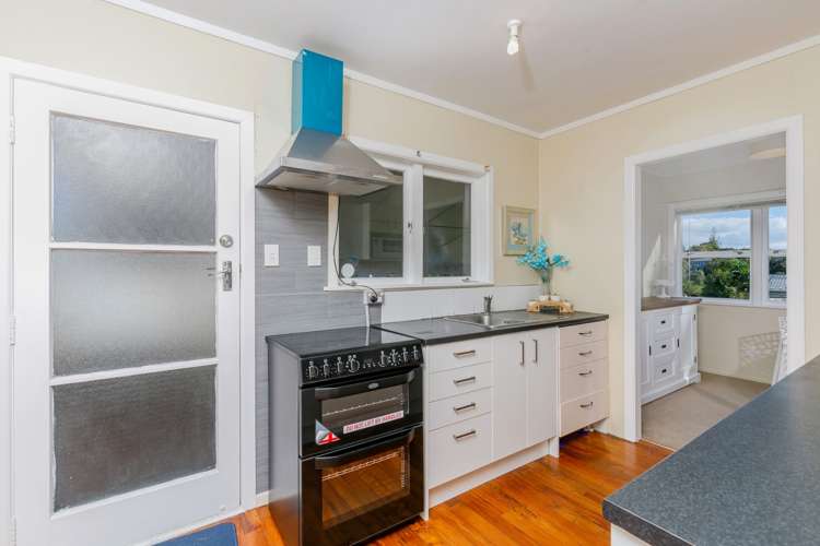 16 Hellyers Street Birkdale_12