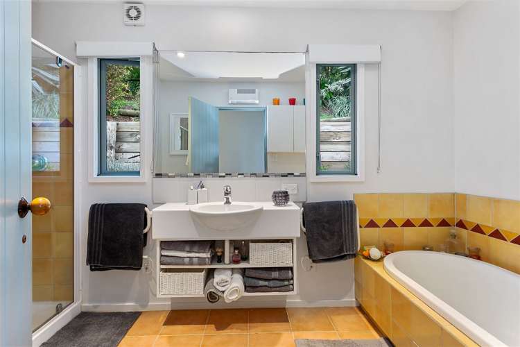 8 Main Road Governors Bay_14