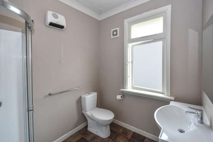 133 Riselaw Road Calton Hill_7