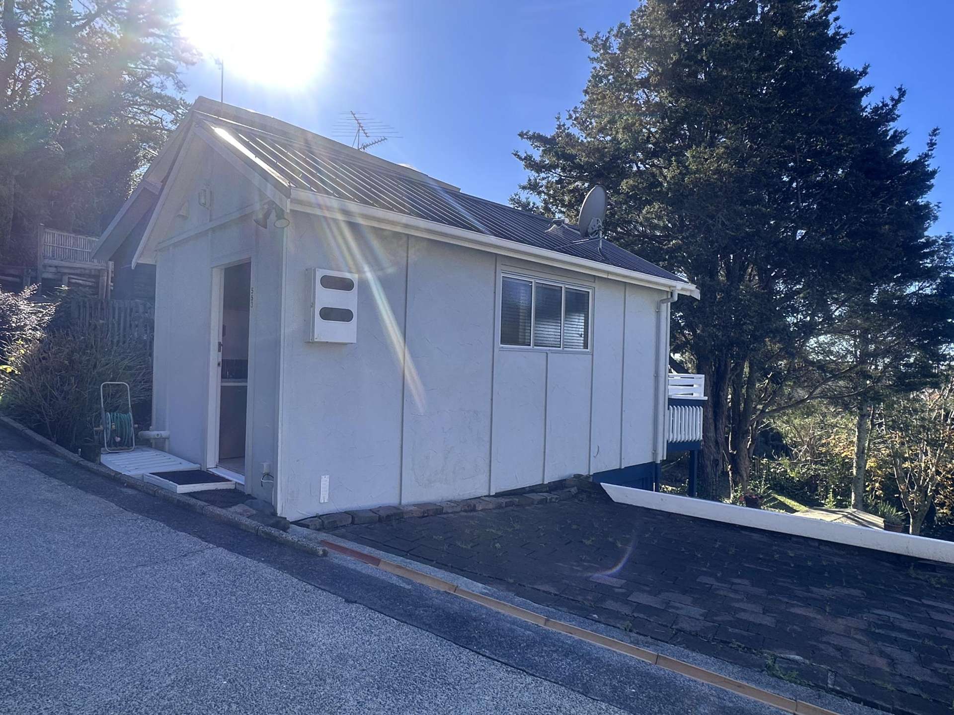 1/553 East Coast Rd Browns Bay_0