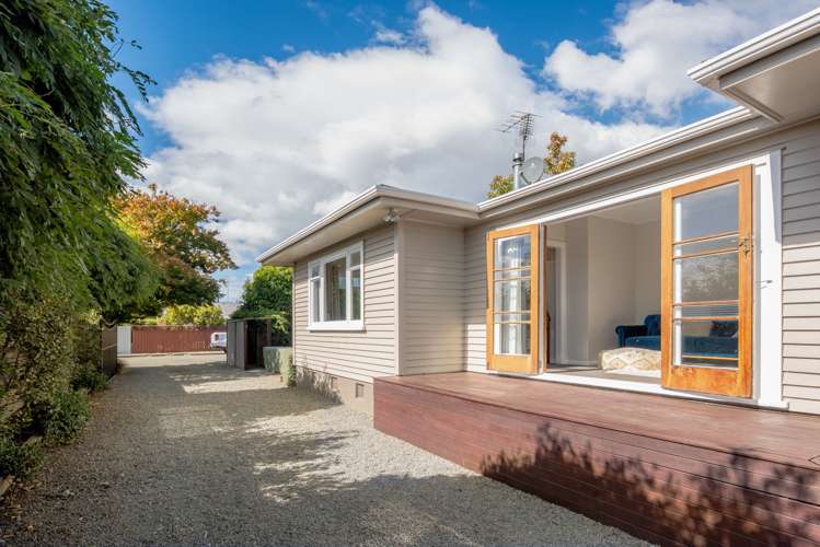 4 Edinburgh Crescent Redwoodtown_14