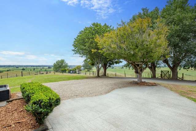 112 Grove Road Te Pahu_1