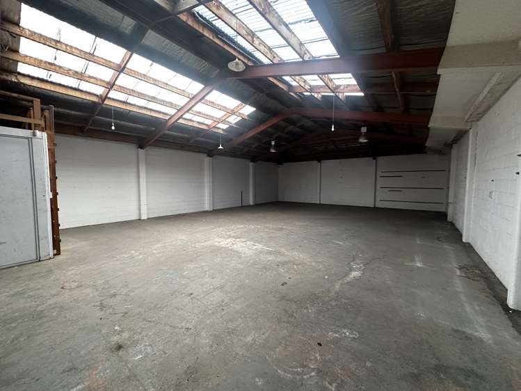 28 Broughton Street South Dunedin_7