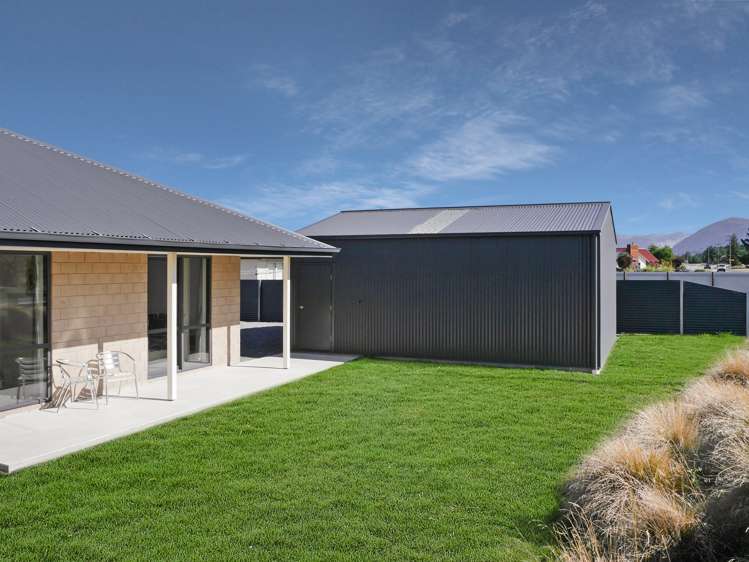 2a Lakeland Avenue Twizel_13