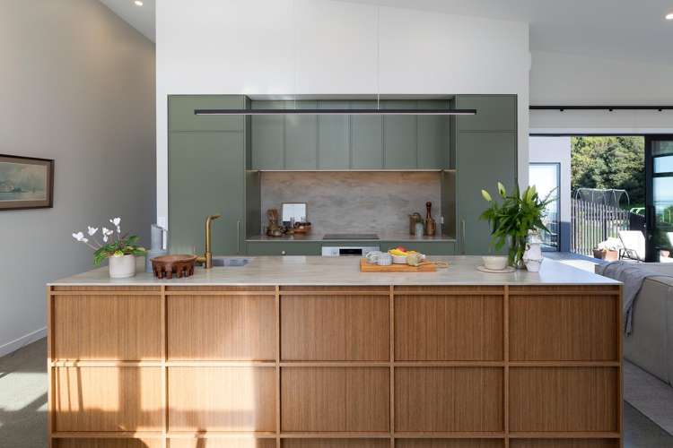 13 Ledger Road_0