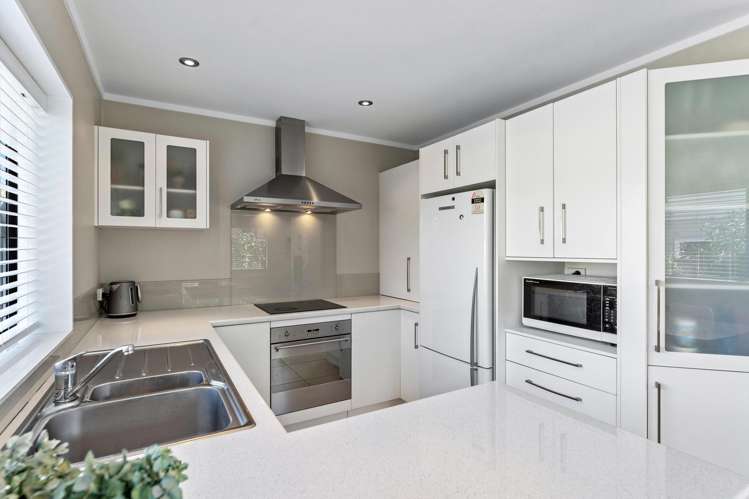 2/13 Heather Place Sunnynook_7