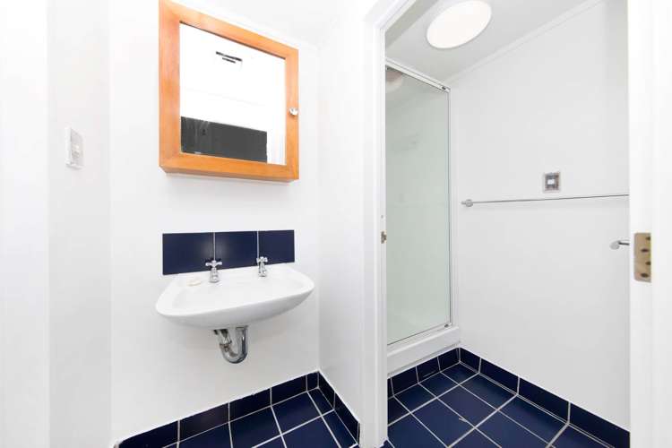 1B/30 Upper Queen Street City Centre_11