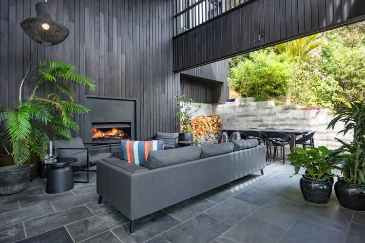 111 Garden Road Piha_14