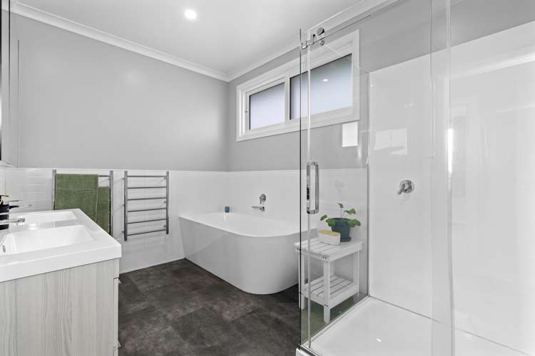 5 Recite Avenue Leamington_16