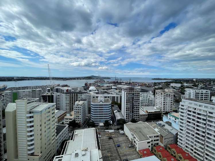 2309/10 Waterloo Quadrant Auckland Central_9