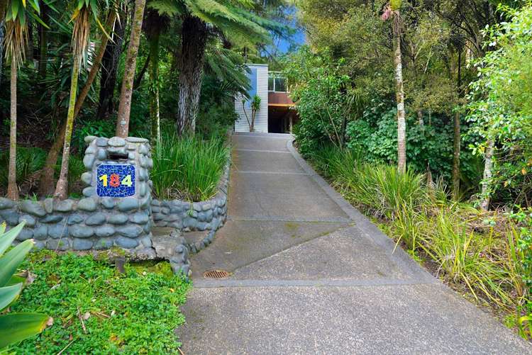 184 Huia Rd Titirangi_22