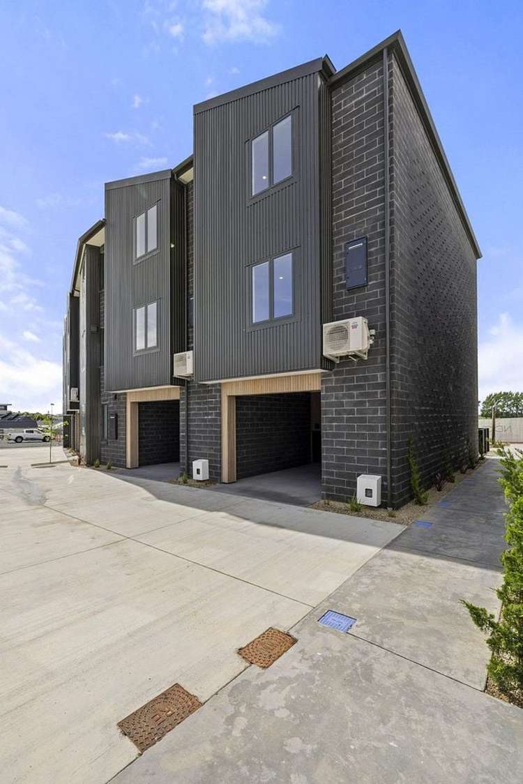 33/17 Rocky Road Huntington_17