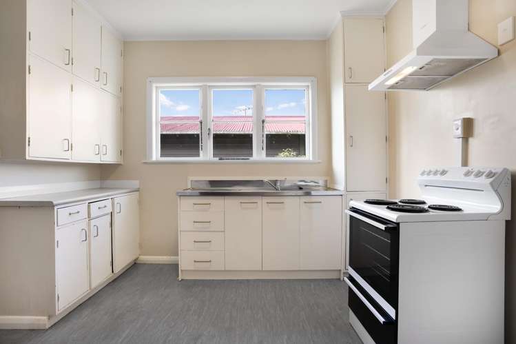 30 Onewa Road Northcote_6